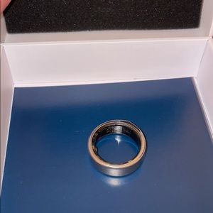 Oura Ring - Gen 2 - Sleep/Performance Tracker